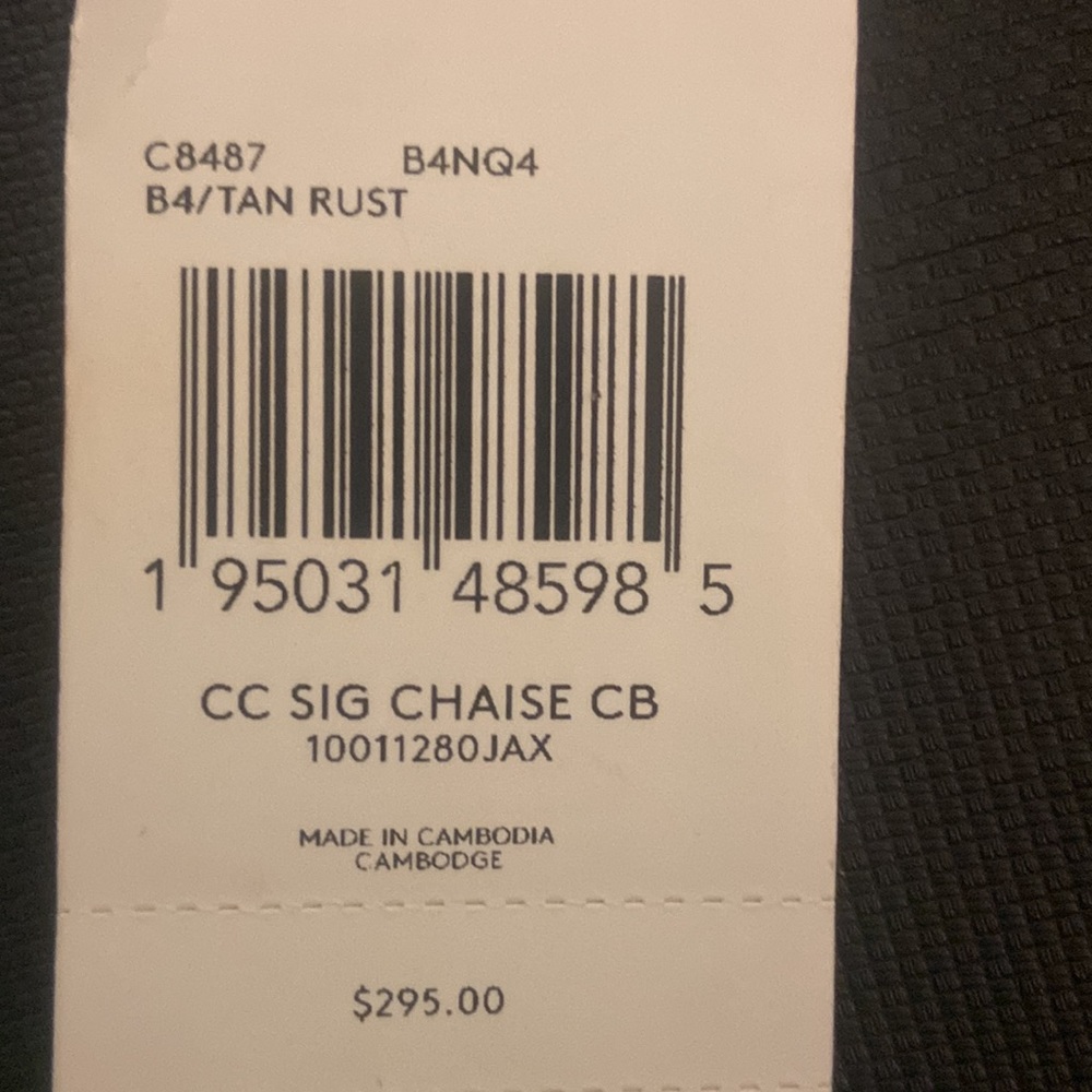 Coach Signature Bag - Picture 11 of 11